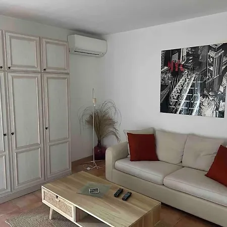 Chic Climatise Avec Parking 5mn 아파트